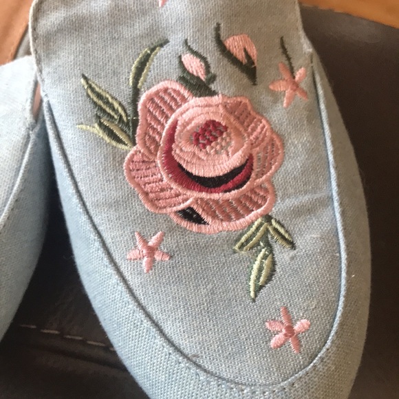 Blue and Floral Appliqué Slip On Shoes - Picture 8 of 9